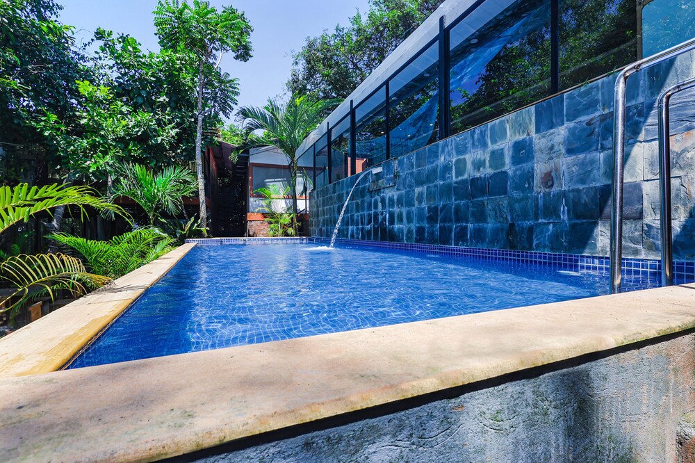 FabHotel Hillora Coastal Resort