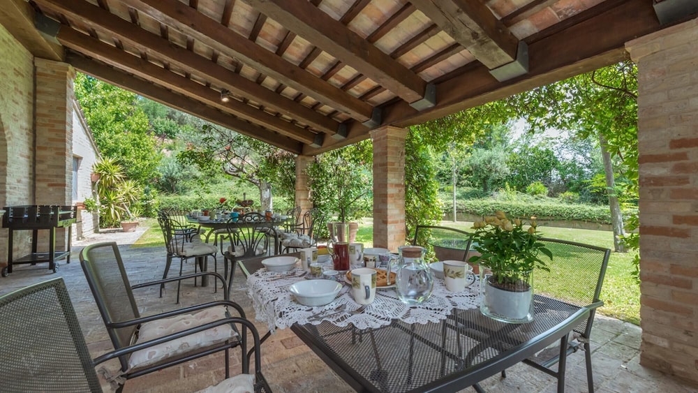 Villa Ambrah 12 1 in Macerata view 2