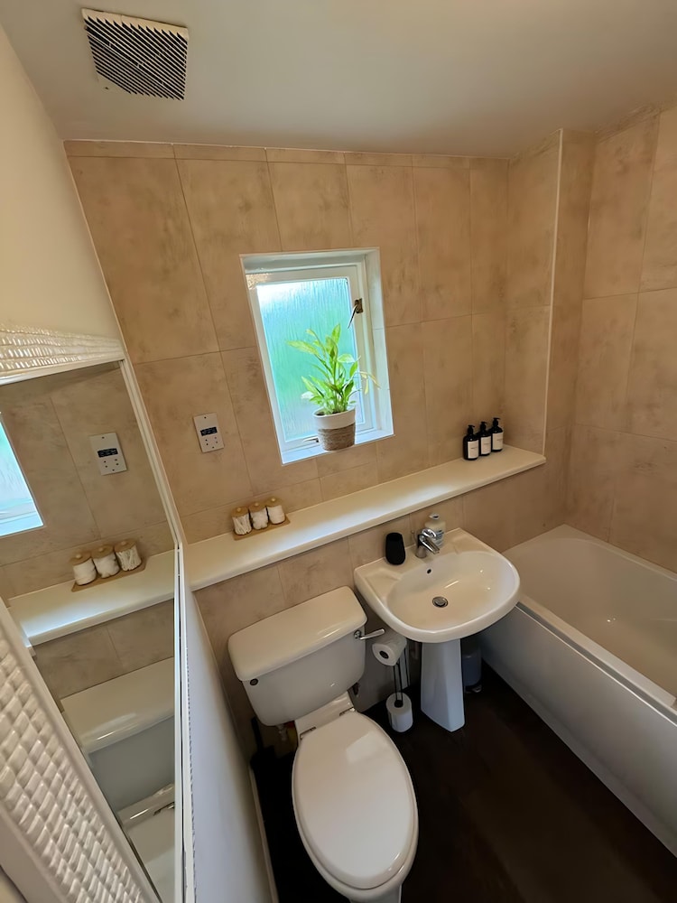 Twickenham Hideaway in London