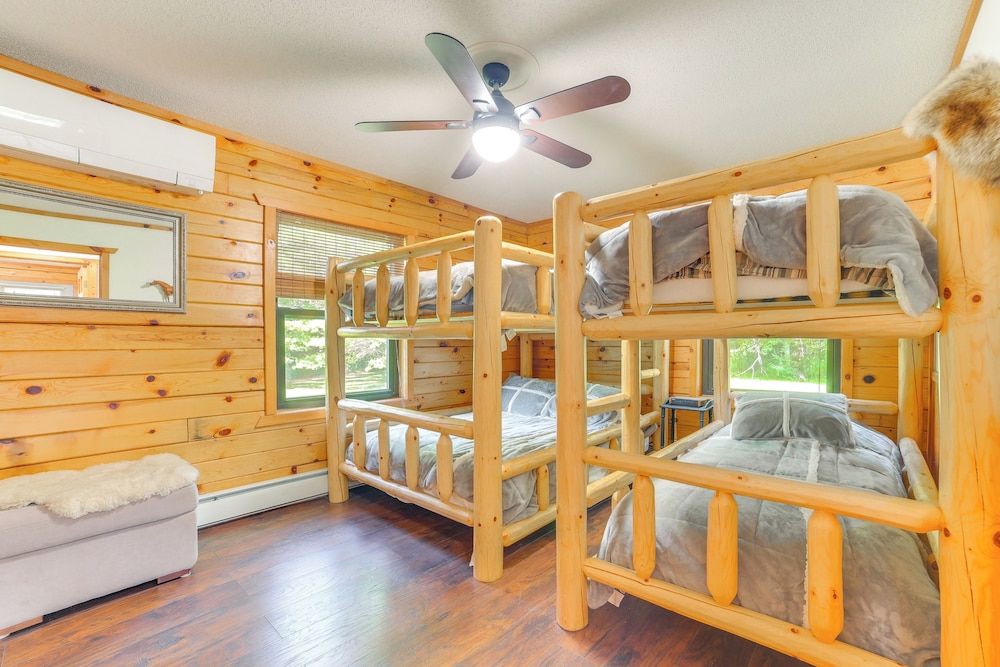 Michigan Cabin w/ On-site Fishing Pond & Deck view 4
