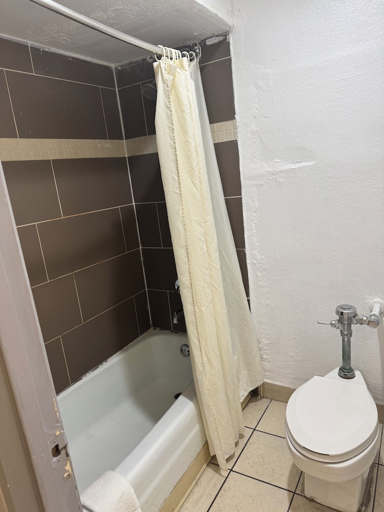 spanish trails inn
