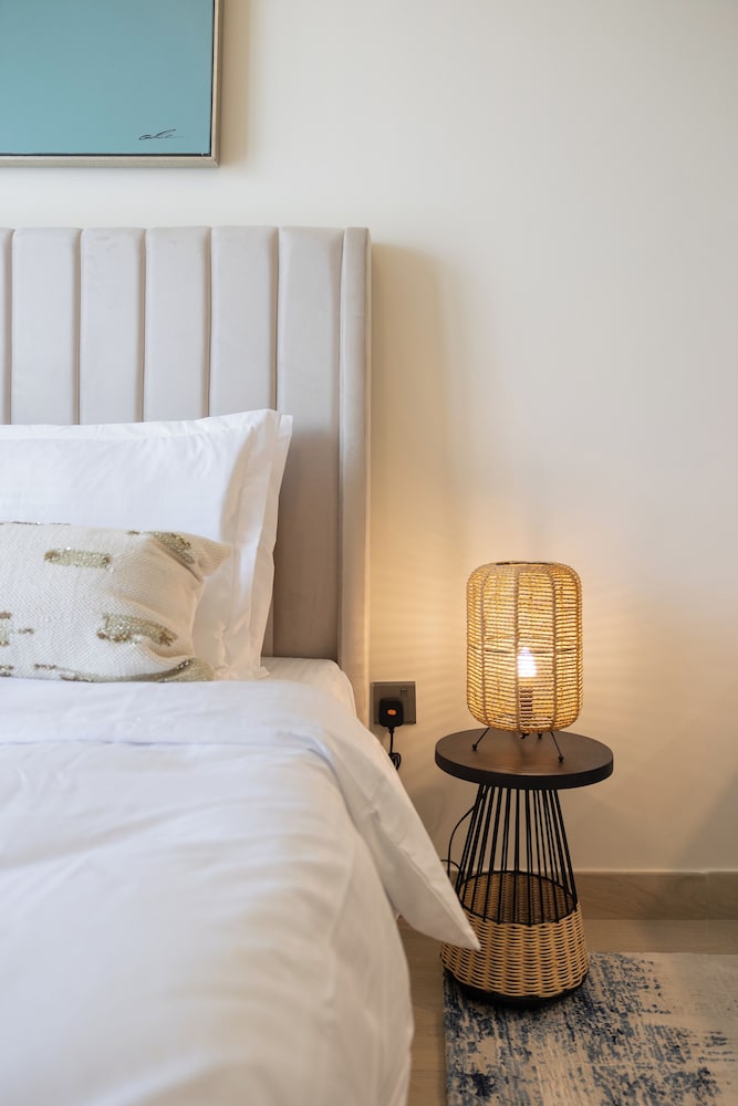 Bright and cozy studio in Azizi Riviera