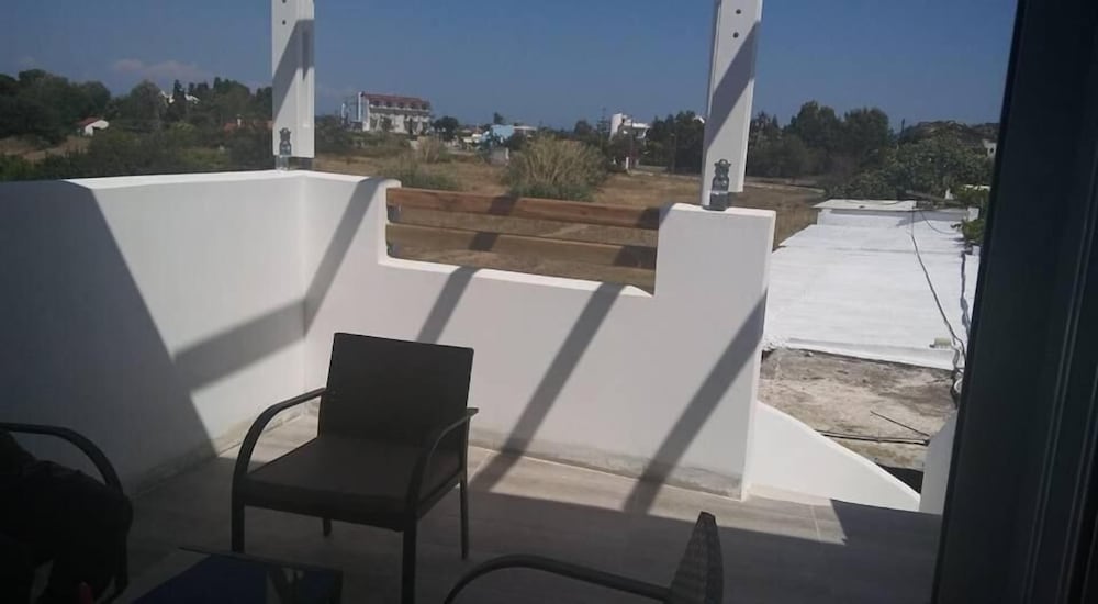 Nianthy Apartments photo 3