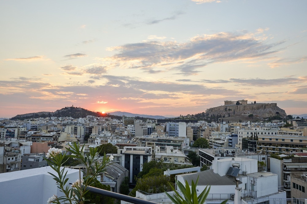 LIV - Terrasses de l Acropole