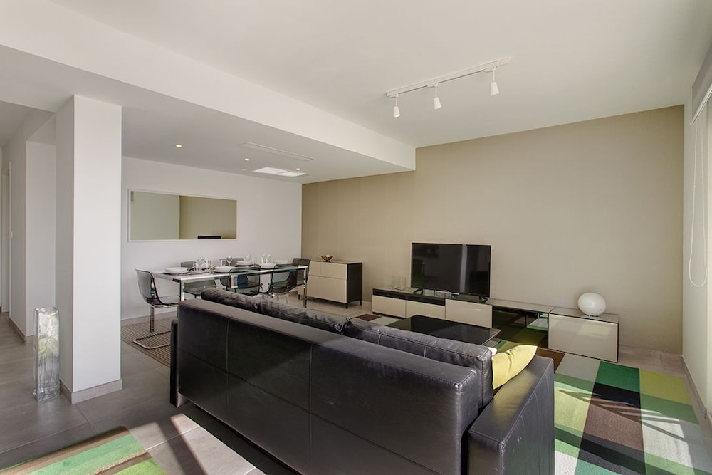 Marvellous Seafront Apartment in the Best Location view 5