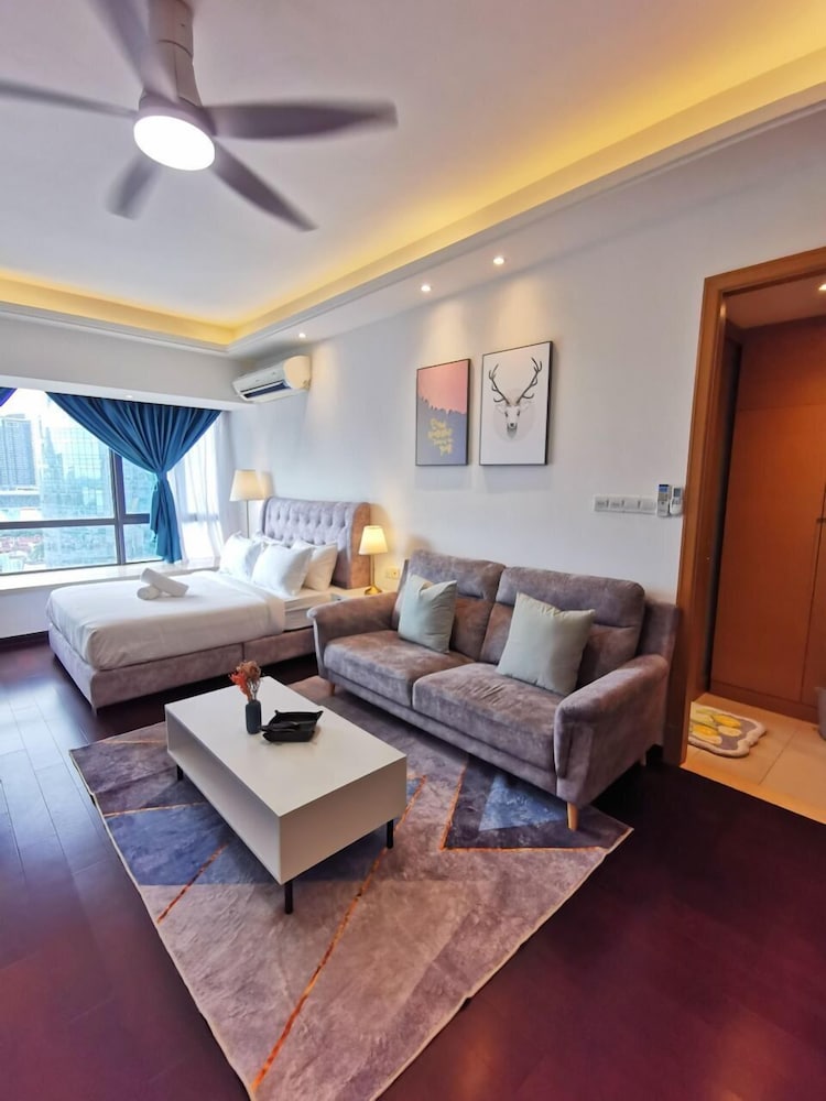 R&F Princess Cove at ANJU