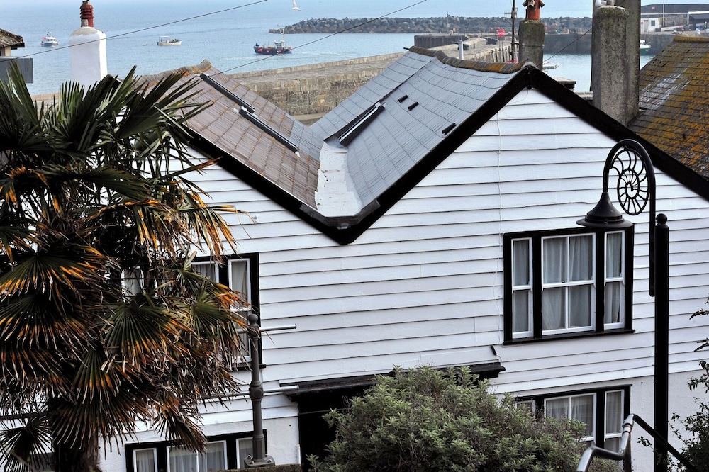 Captains House