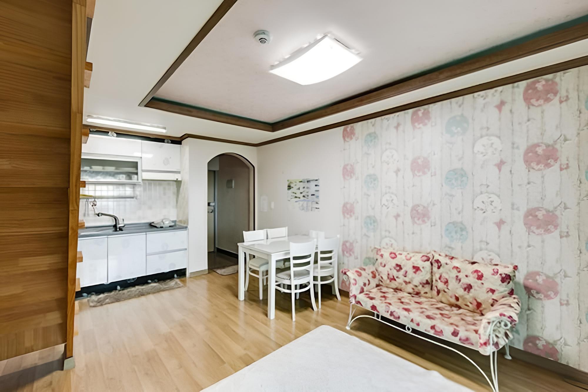 Buan Baramui Soksagim Pension