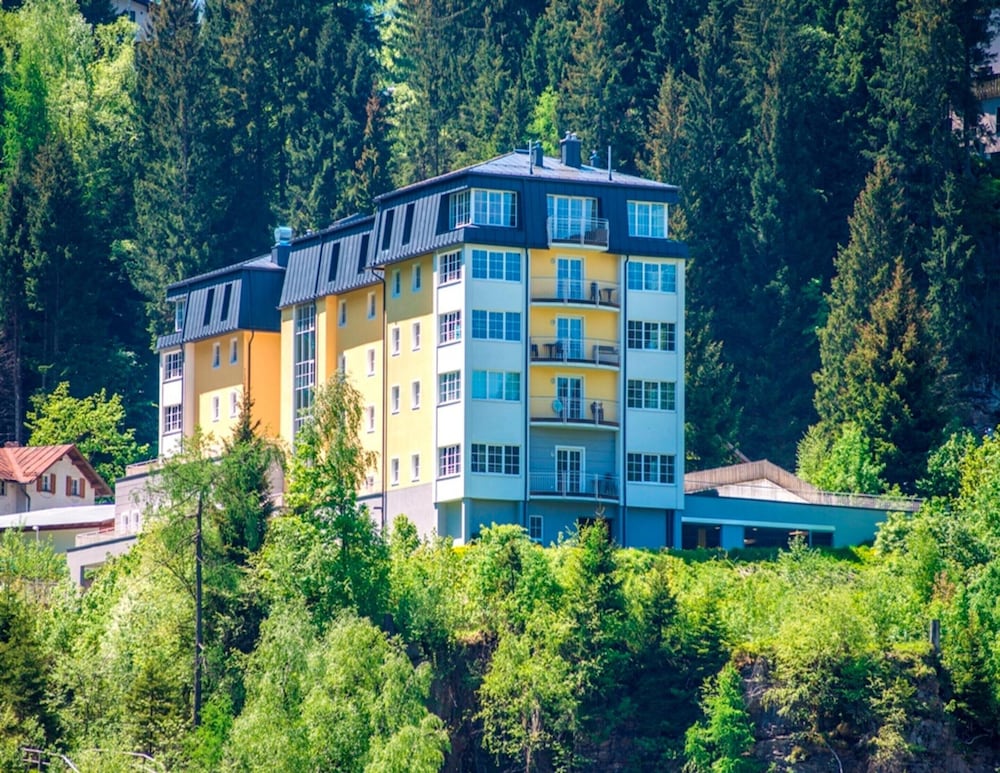 Apartment Bad Gastein Near Ski Lifts