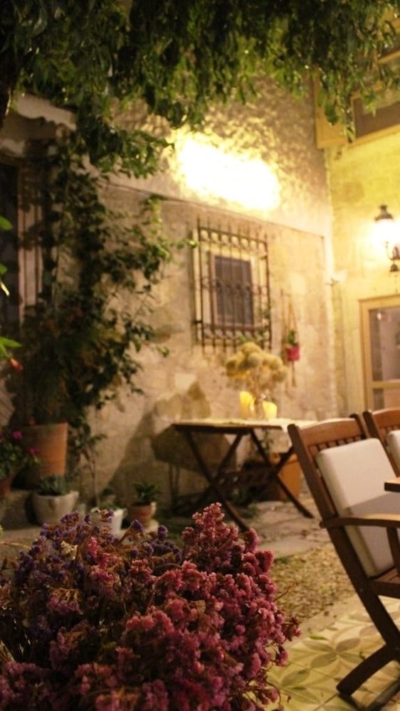 Lilyum Alaçatı Butik Otel - Image 48