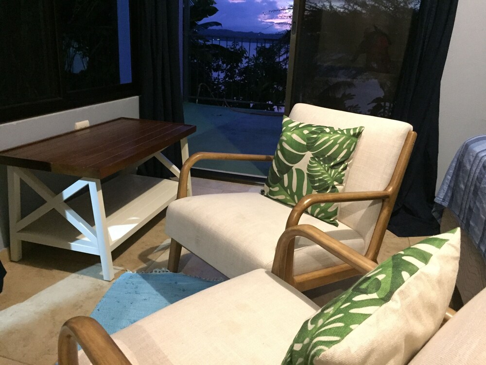 BlueBay Bugenvil Lake Lodge