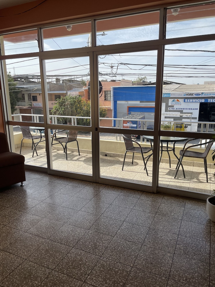 Hotel Calmelia