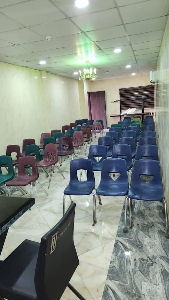 Ceetran Hotels