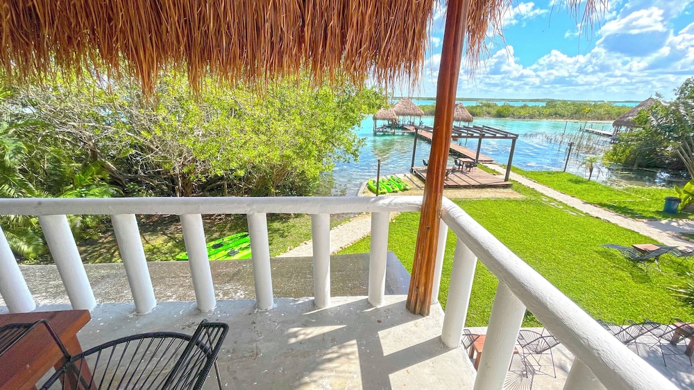 Hotel Isabella Bacalar Front Lagoon