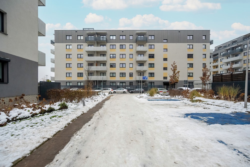 Wrocław Haven Apartment by Renters view 4
