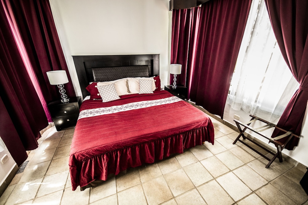Villa Beach Adventure Relax Holiday Private Pool BBQ Maid Service Golf