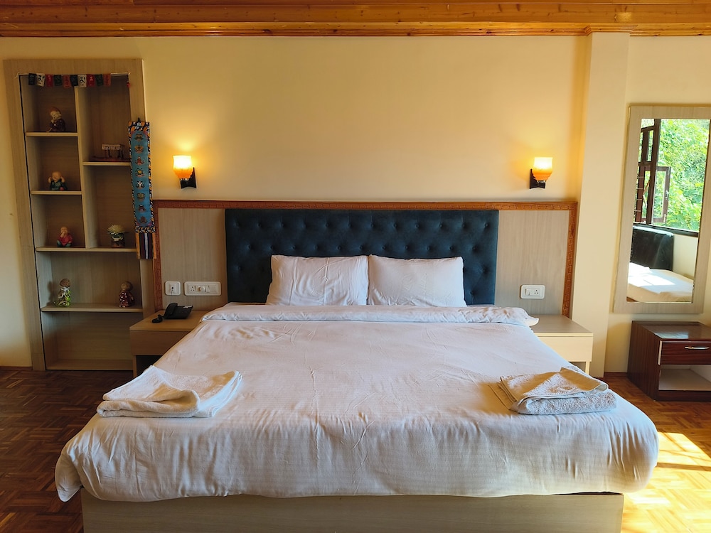 Kunden Fortune Resort Gangtok Near MG Marg