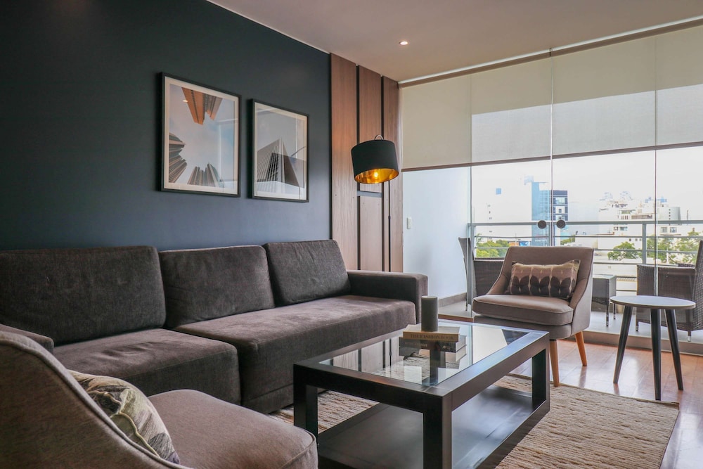 w Classy 2BR in Miraflores