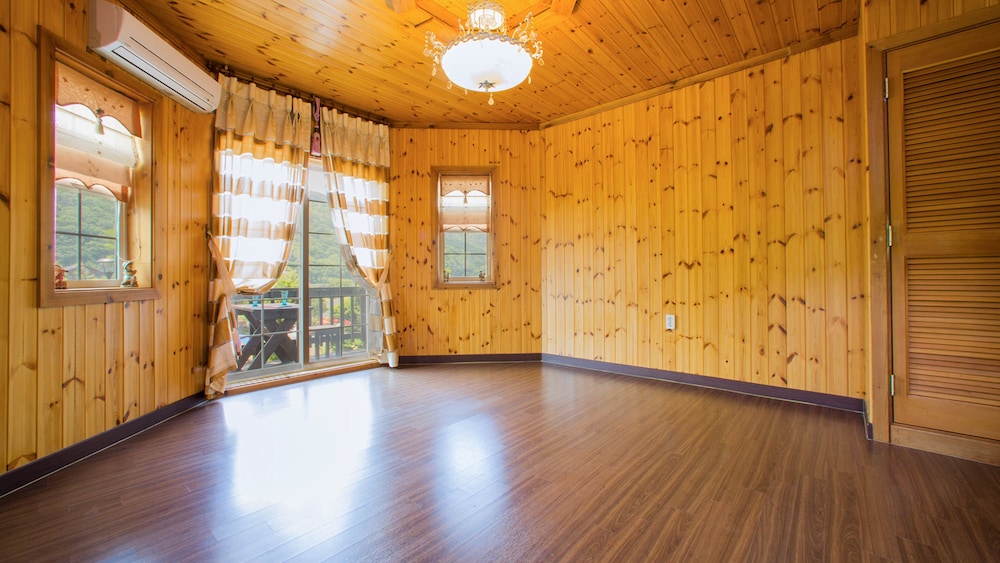 Muju Cherish Pension
