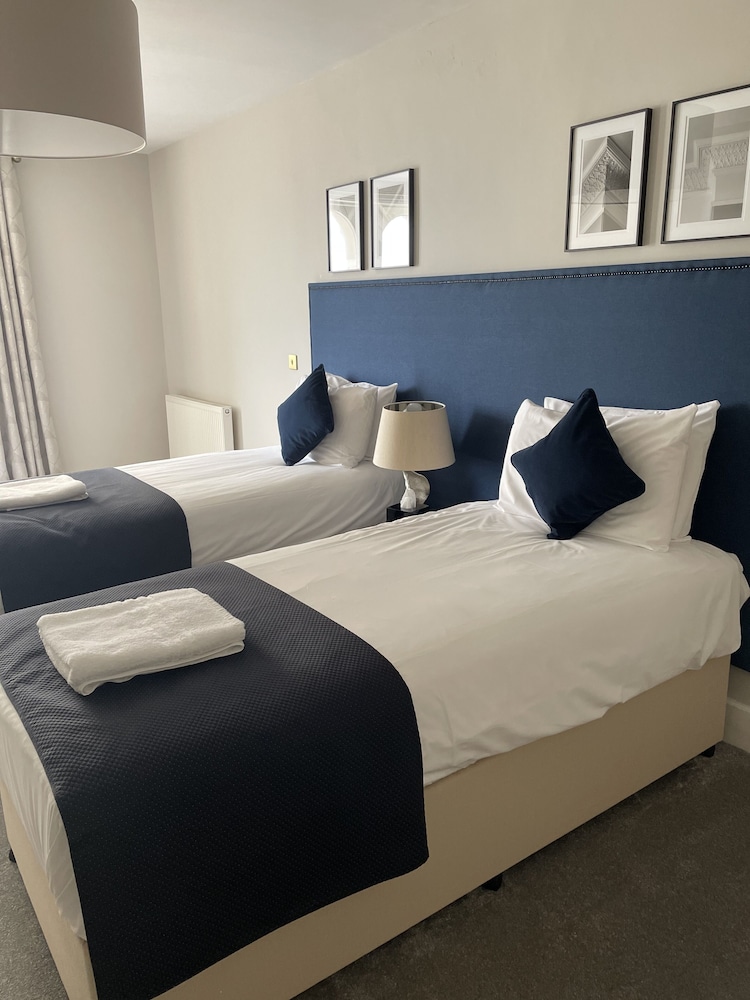 Worthing Vacations - The Burlington Hotel - Property Image 88