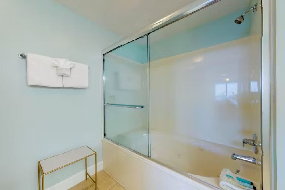 Sunrise Serenity Resort Condo!