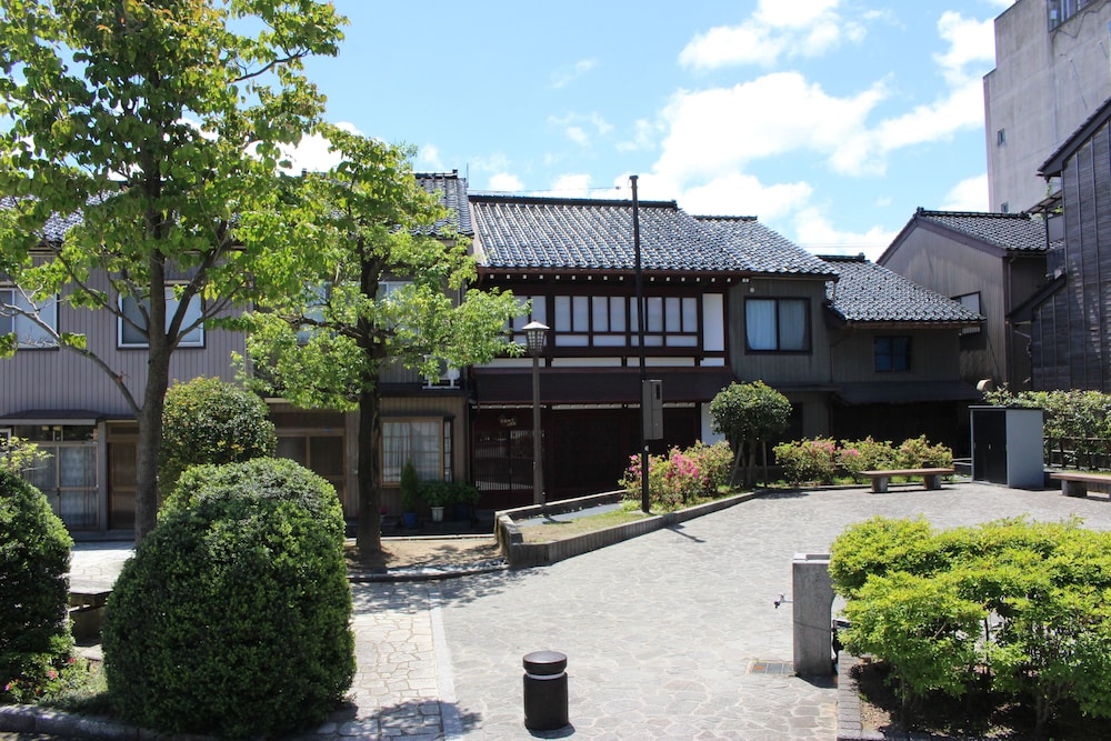Toyama Takaoka Kanayamachi SamanokoHouse