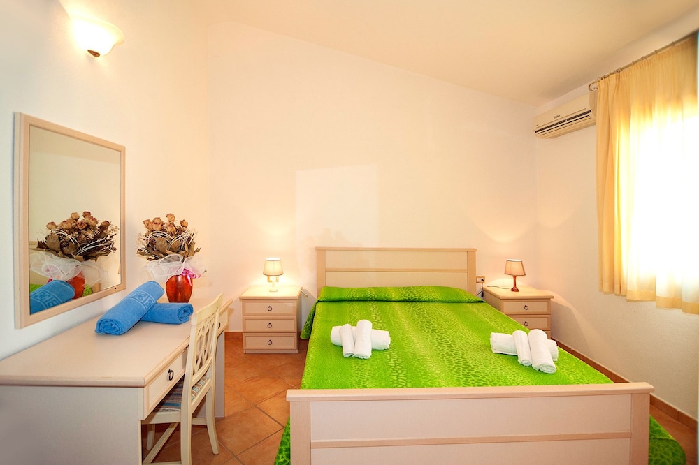 Albergo Residenziale Li Troni photo 5