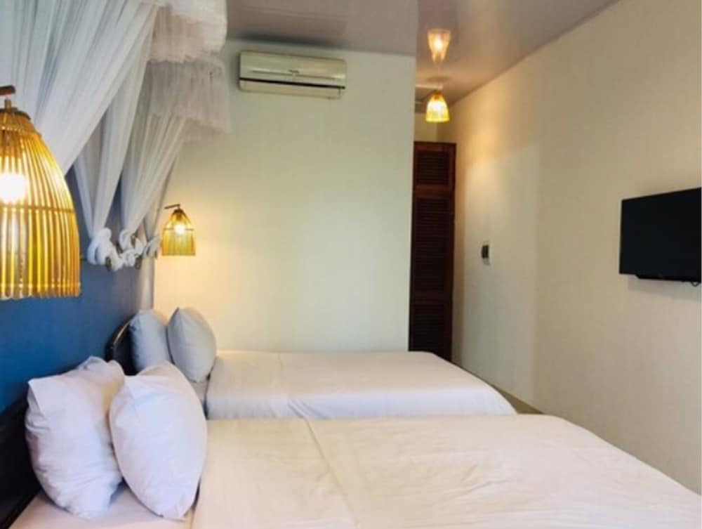 Lăng Cô Beach Resort