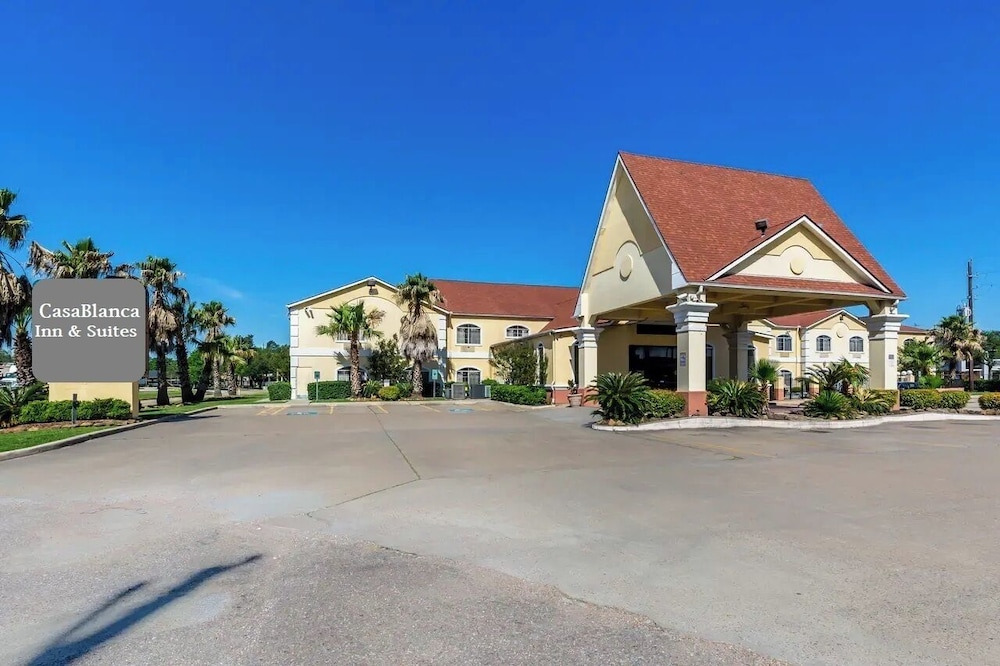 CasaBlanca Inn & Suites Houston