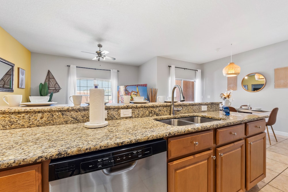 8847 Candy Palm Rd