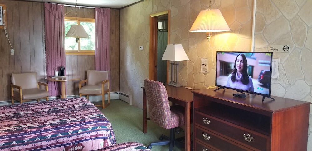 Red Ranch Motel
