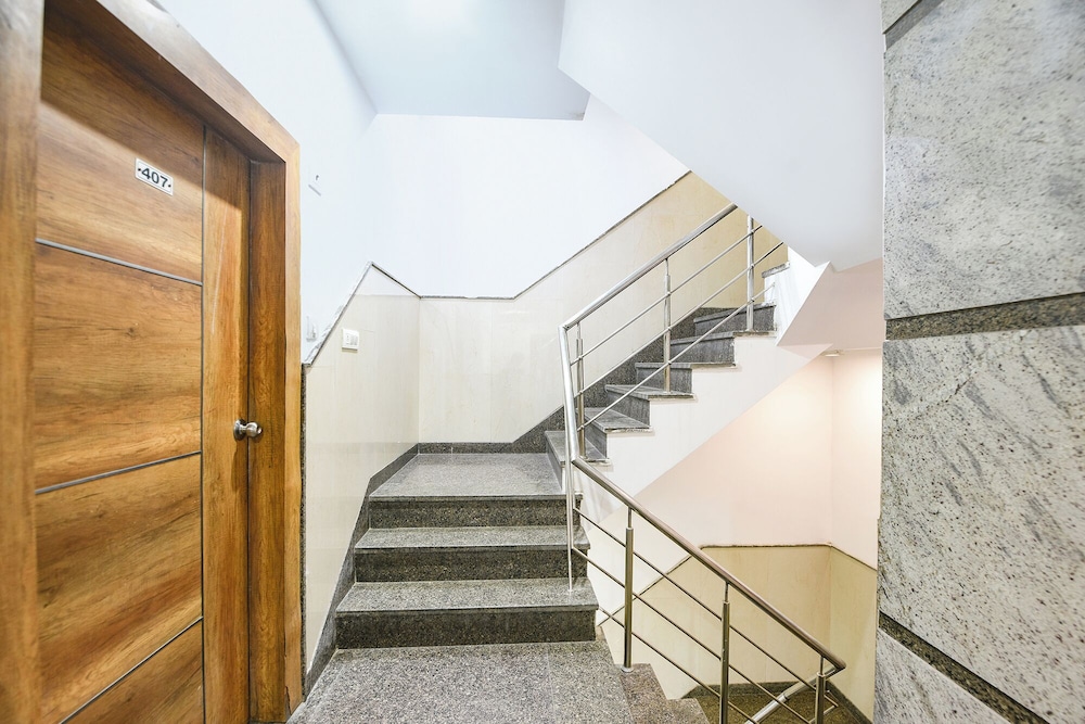 Fabhotel Sun Plaza