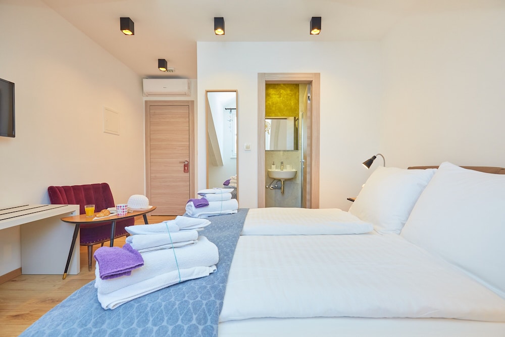Boutique Villa Root