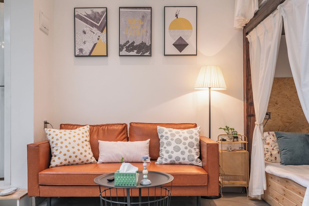 Shanghai Hills&XING 593 Homestay