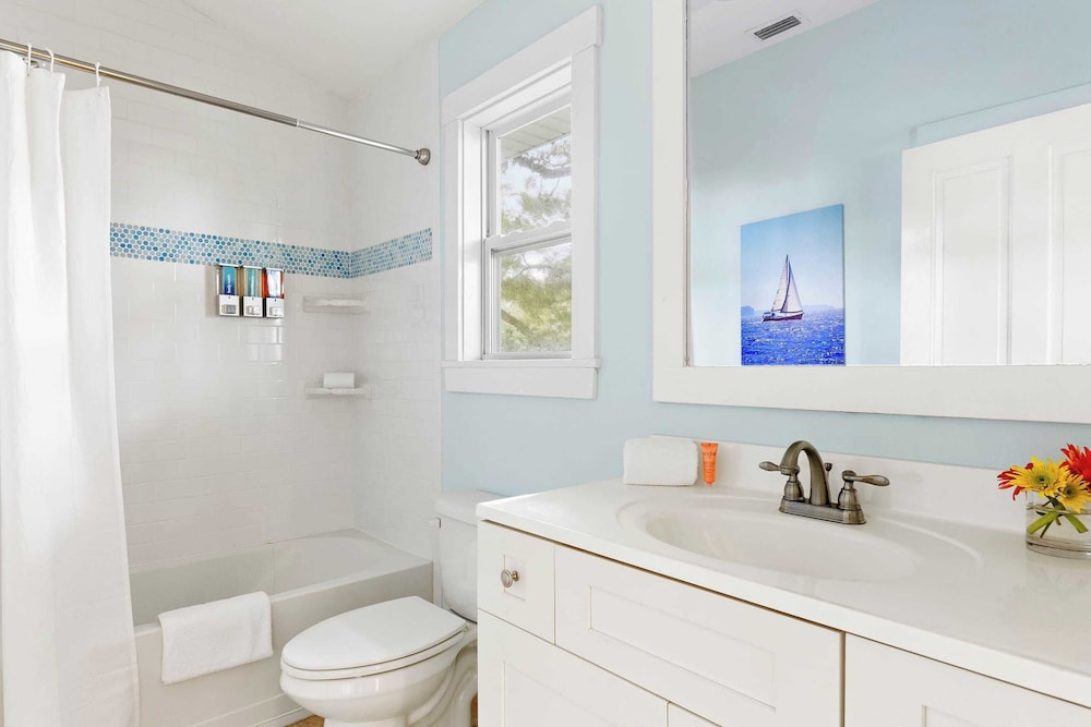 Beach Bungalow 1blck to Beach w/ Hot Tub & Game Room Haven Grove by Avantstay