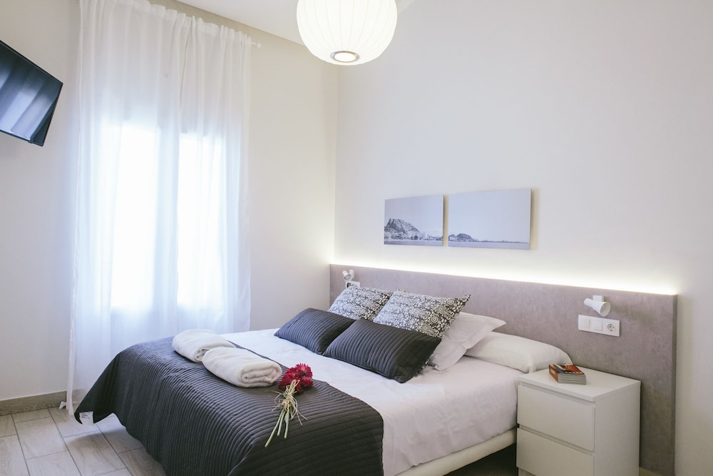 Apartamentos Poeta Quintana