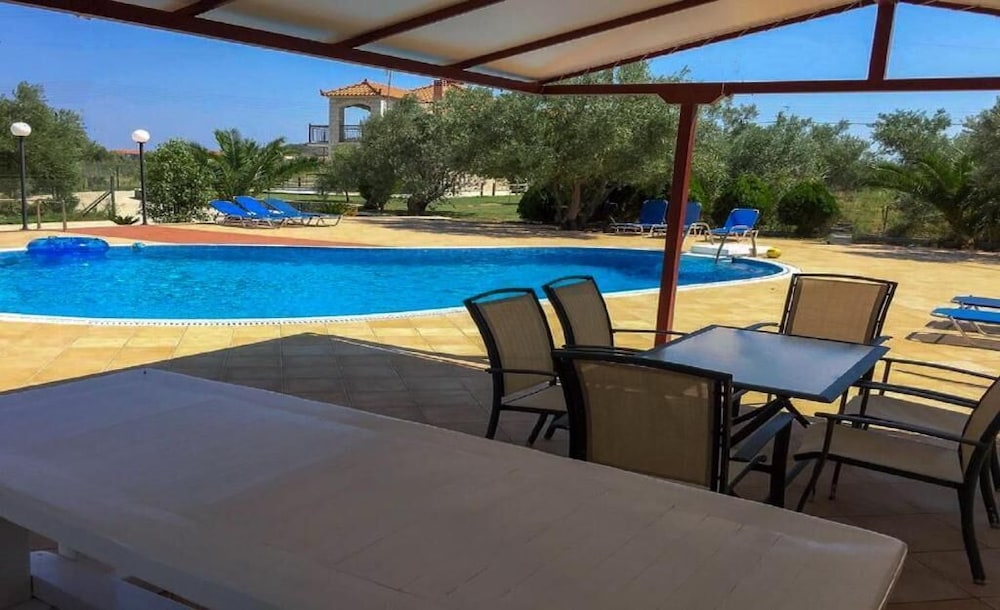 Glyfada Villas 3
