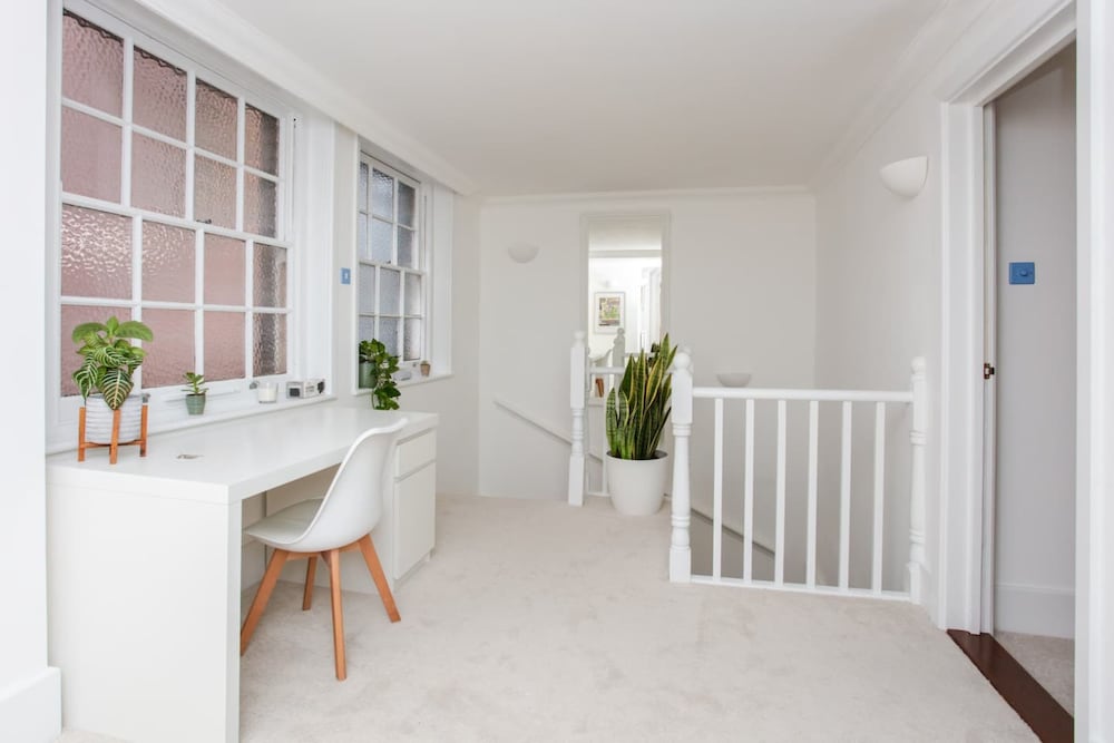 Modern 2 Bedroom Apartment in the Heart of London