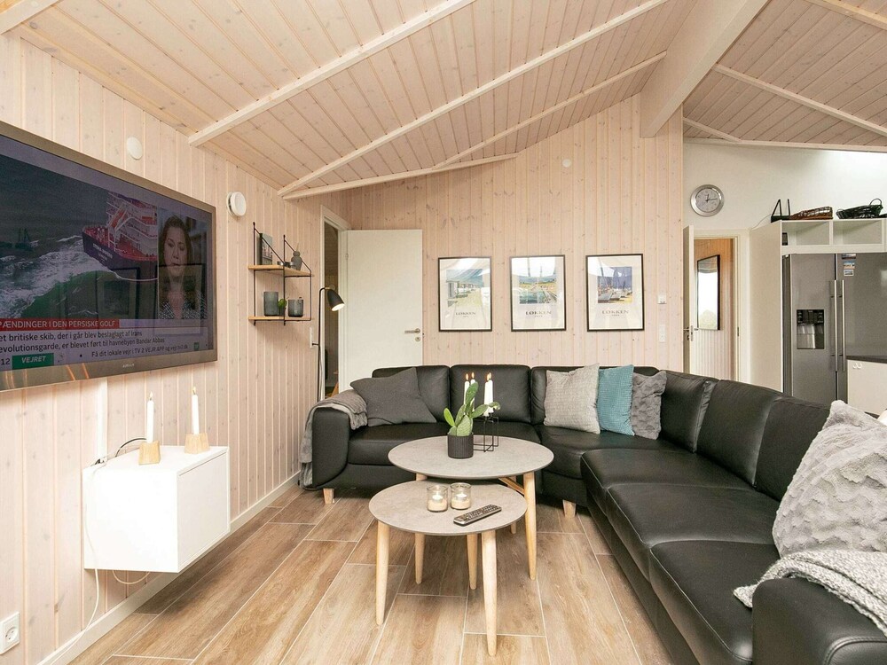 10 Person Holiday Home in Lokken-by Traum