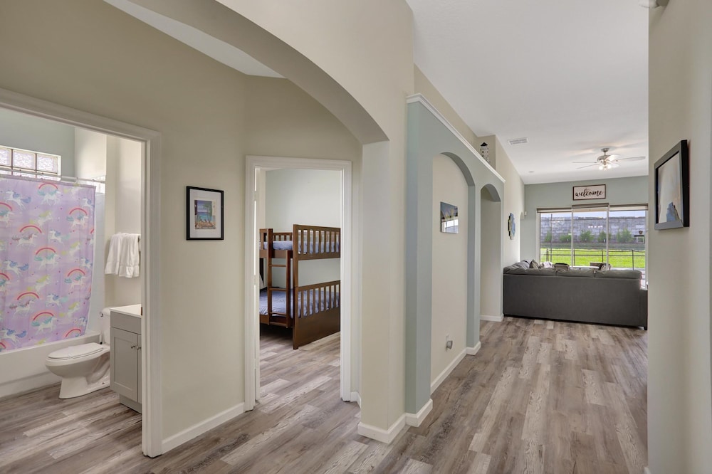 Luxury Pool Home 3 Miles From Disney More