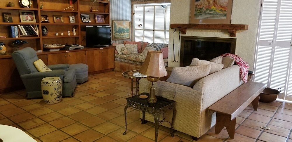 Bluebird Hill And Star Suite 5 Bedroom Home