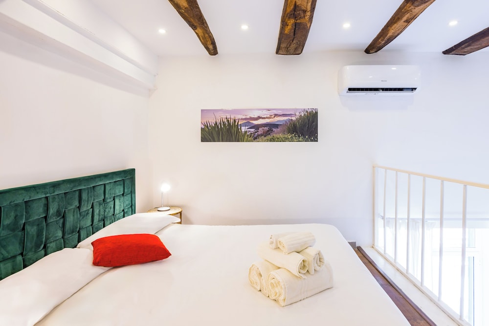 Toledo Heights by Napoliapartments