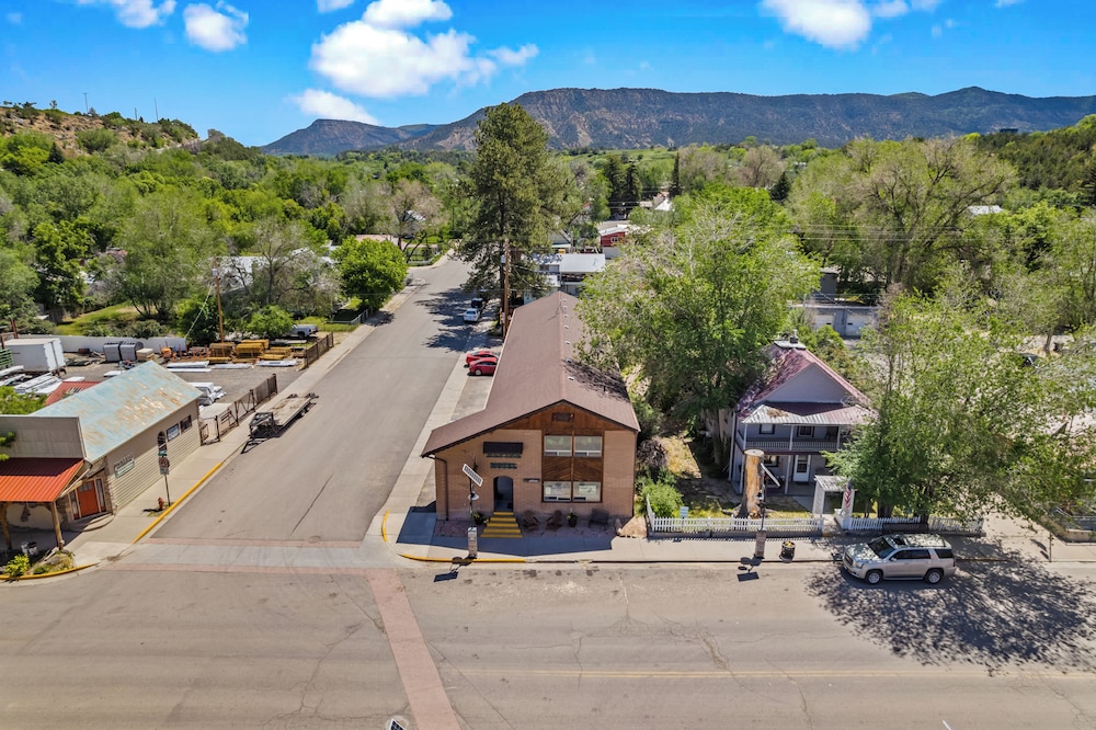 The Alpine Motel view 5