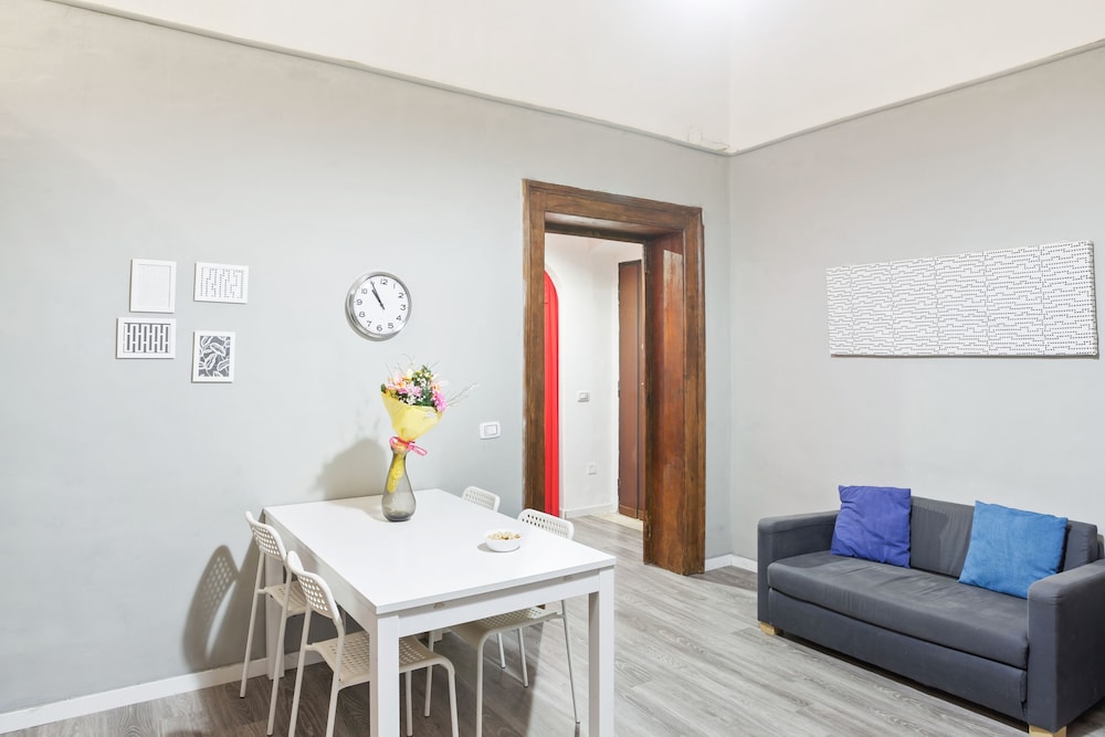 Donna Rosa Apartment a 2 passi dal Tribunale
