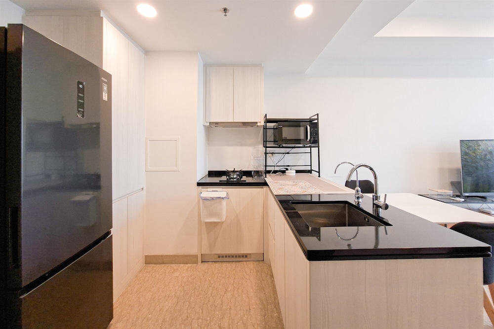 Minimalist 1Br Branz Bsd City Apartment Near Aeon Mall
