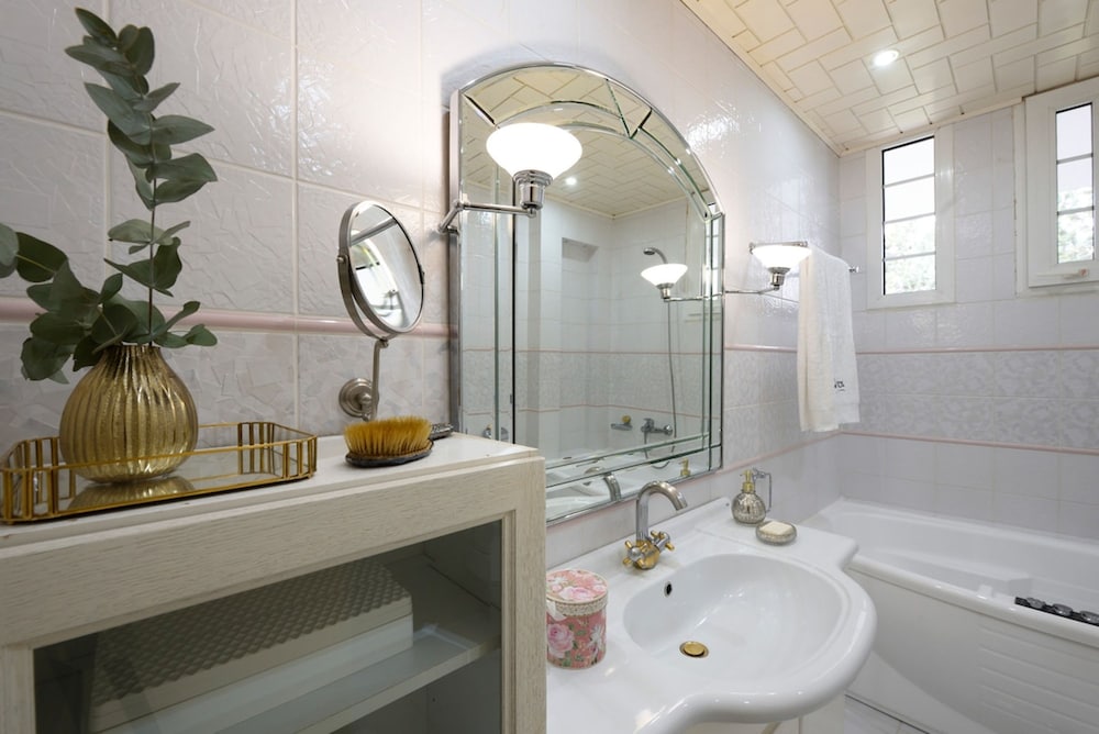 Escape Villa in Melissochori