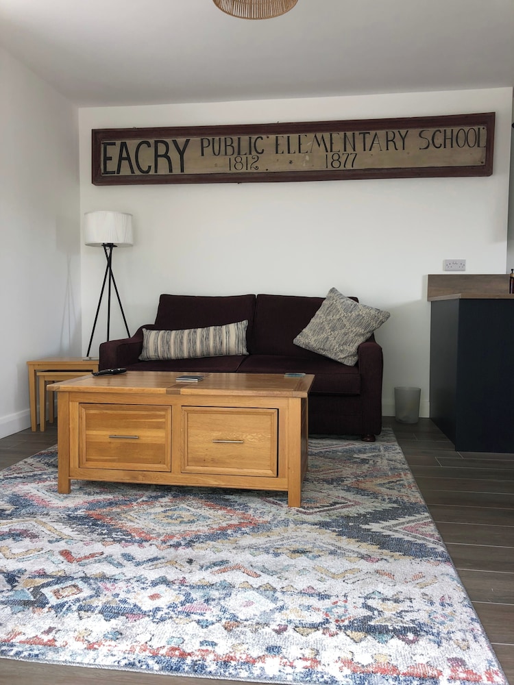 Apartment Bushmills Hideaway, Parking,pets Allowed