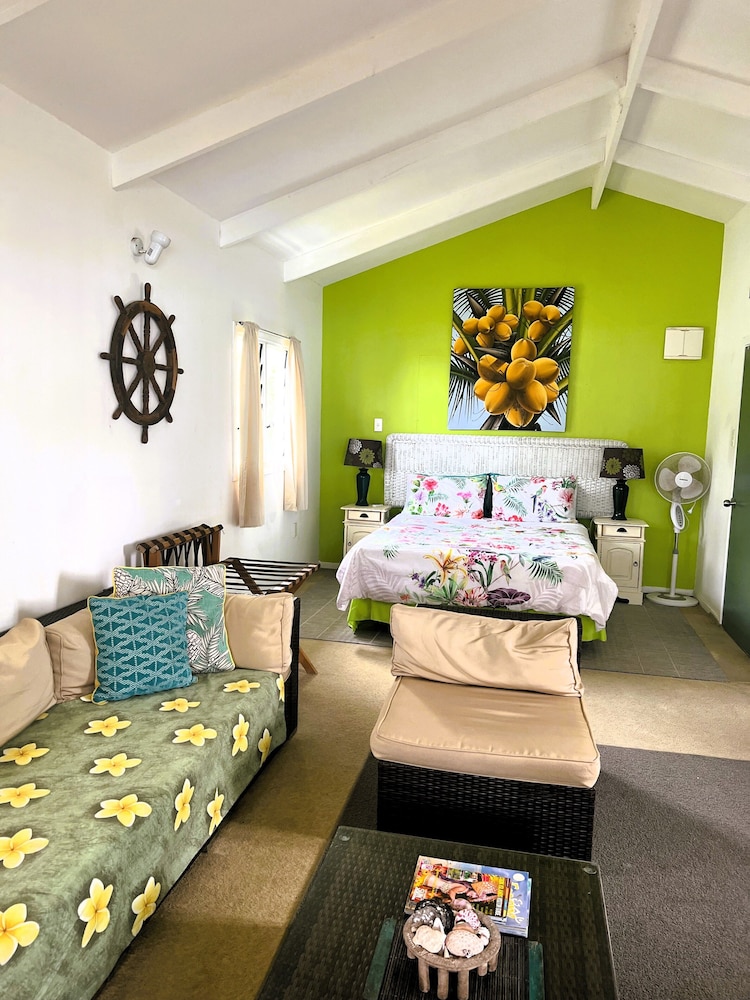 Te Rito Lagoon Villas