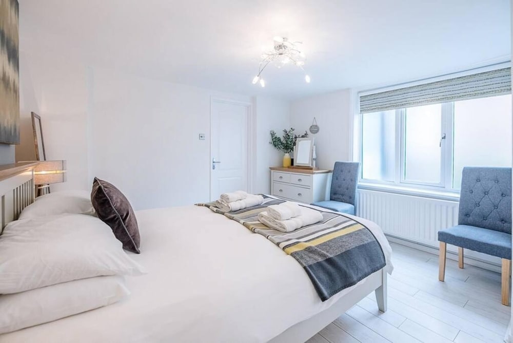The Apartment at Clare House Aldeburgh Air Manage Suffolk view 5