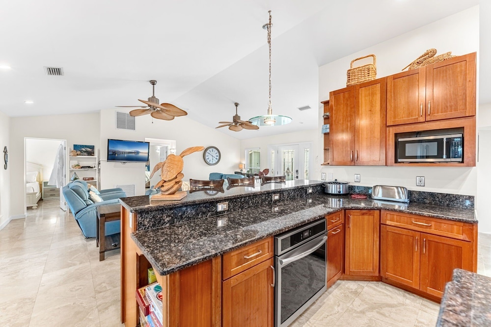 3435 S Highway A1A